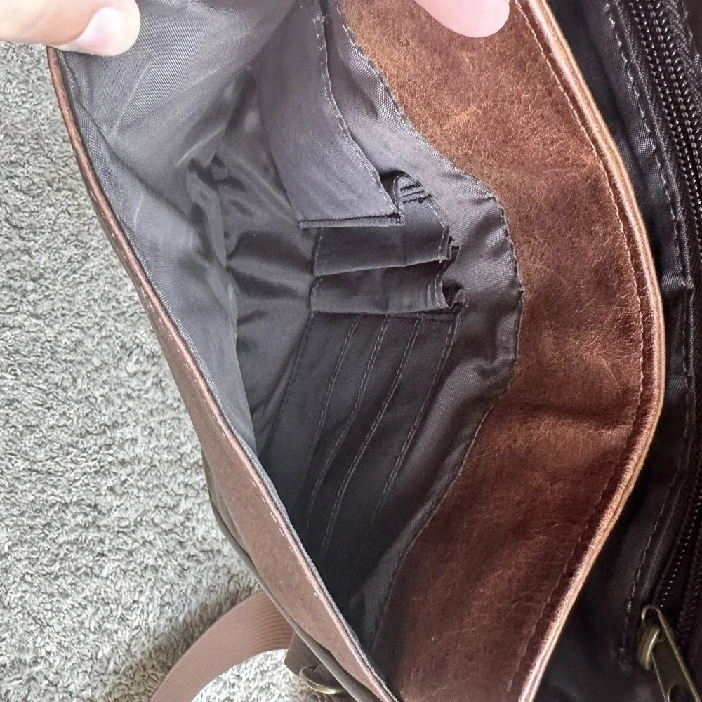 Wilsons Leather Messenger Crossbody Brown Vintage Leather Book / Kindle Bag